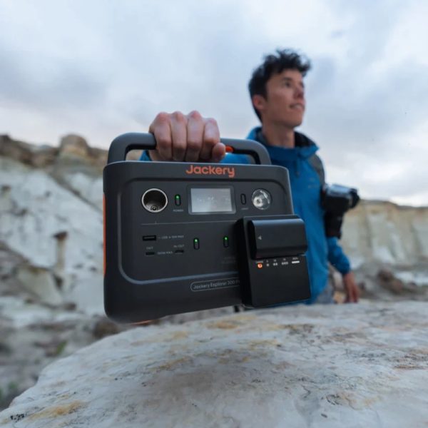 Jackery Explorer 300 Plus - Image 5