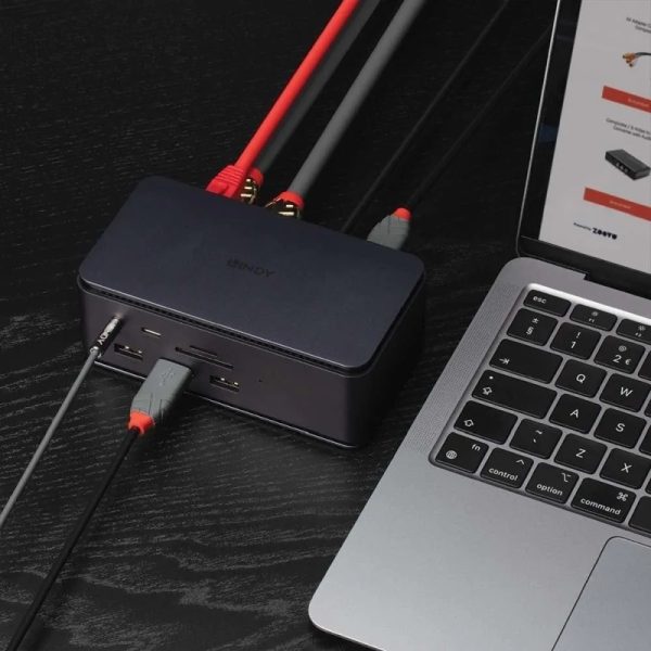 Lindy DST-Pro USB4 Laptop Dock - Image 5